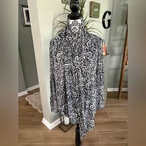 Black and gray Paisley open front cardigan size large